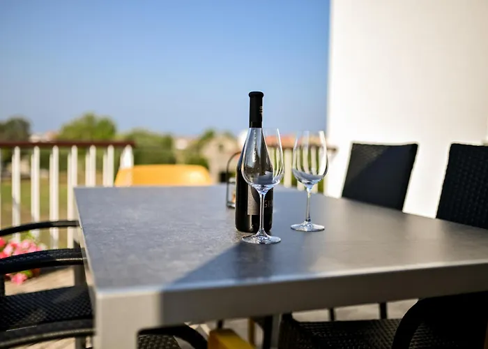 Lerocco Сукошан